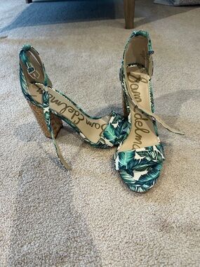 Sam Edelman Green Palm-Print Block Heel Ankle-Strap Sandals